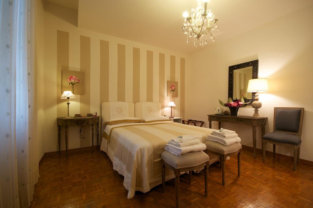 Terrazza Ginori Bed and Breakfast Sesto Fiorentino Rum bild